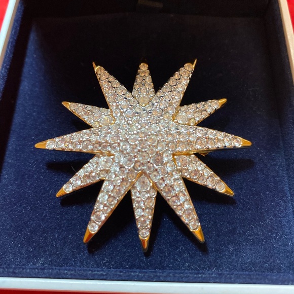 Authentic,signed, Swarovski Starburst brooch. - Picture 3 of 5